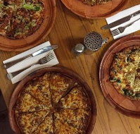 Nostralis Wholemeal Vegetarian Vegan Pizza - Internet Find