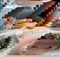 Richards Restaurant - Internet Find