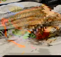 The Black Horse Restaurant - Internet Find