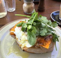Crowded House Cafe - Internet Find