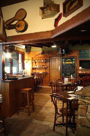 Railway Hotel - Internet Find 0