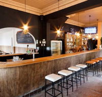 The Bridge Hotel - Internet Find