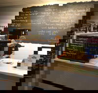 Lake Mulwala Hotel - Internet Find