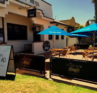 Royal Mail Hotel Mulwala - Internet Find