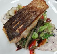 Turfside Bistro and Function Centre - Internet Find