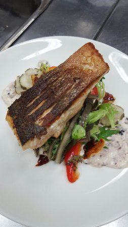 Turfside Bistro And Function Centre - Internet Find 0