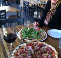 Bastoni Pizzeria - Internet Find