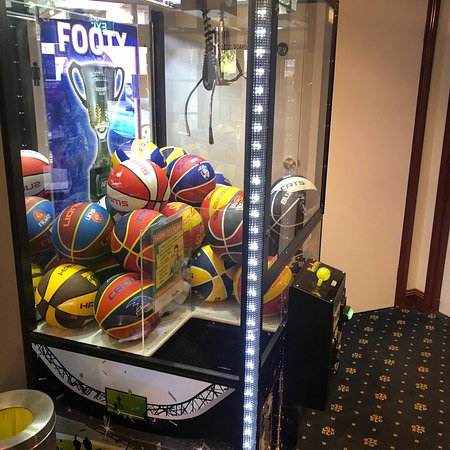 Kerang Sports And Entertainment Venue - Internet Find 0