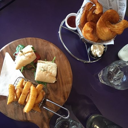 Luscious - Internet Find 0