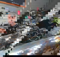 Cafe 3869 - Internet Find