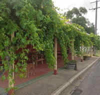 Landsborough Hotel - Internet Find