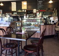 R  T's Bake and Brew - Internet Find