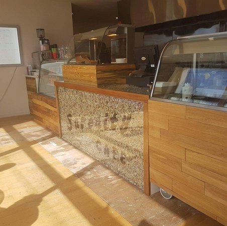 Cobden VIC Internet Find