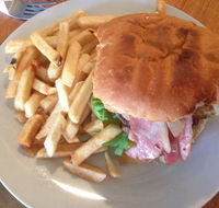 The 12 Apostles Inn / Princetown Tavern - Internet Find