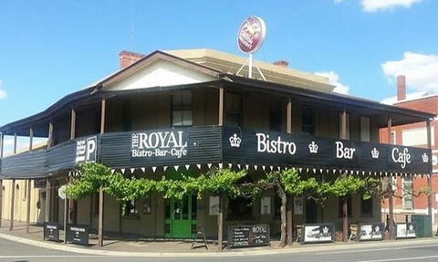 The Royal - Internet Find 0