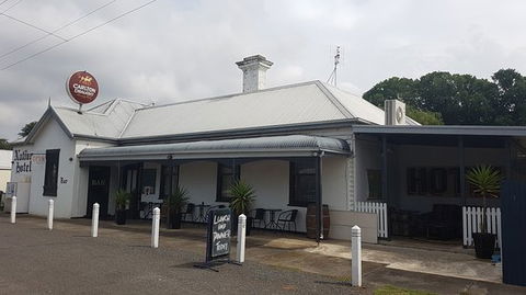 Woolsthorpe National Hotel - Internet Find 0