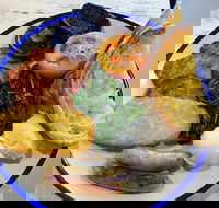 Flying Egg - Internet Find