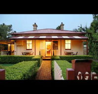 Rosedale Cottage - Internet Find