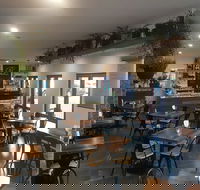 Bellini's Cafe  Restaurant - Internet Find