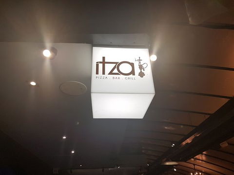 Itza Pizza Cafe - Internet Find 0