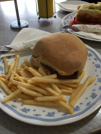 La Paula Restaurant - Internet Find 0