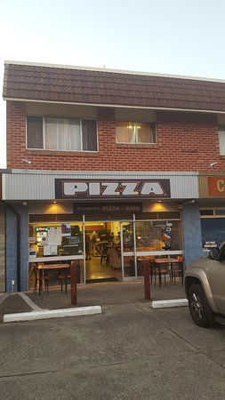 Bamboleo Pizzeria Cafe - Internet Find 0