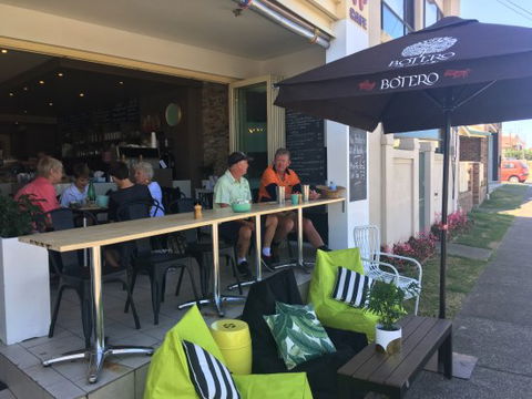 The Point Cafe - Internet Find 0