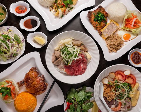 Tan Phuoc Restaurant - Internet Find 0