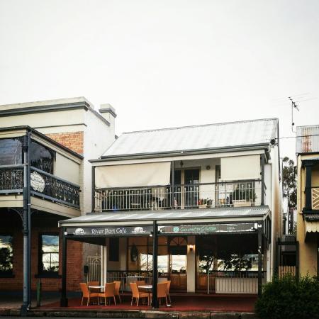 River Port Cafe - Internet Find 0