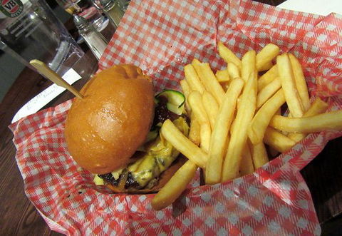 Percy's North Sydney Hotel Bistro - Internet Find 0