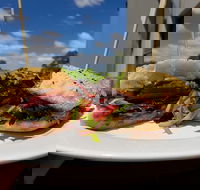 Birdie  Eagle Bistro - Internet Find