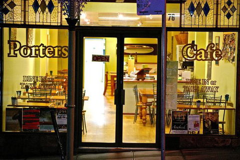Porters Cafe - Internet Find 0
