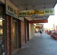 The Bake  Break Coffee Bar - Internet Find