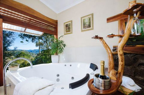 Lillypillys Cottages And Day Spa - Internet Find 1