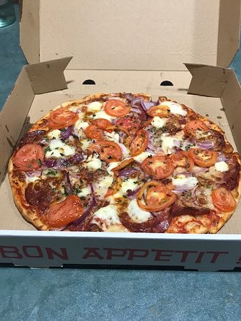 La Bello Pizzeria - Internet Find 0