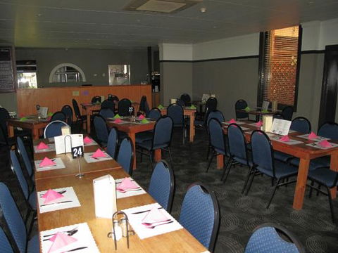 Commercial Hotel Thai Restaurant - Internet Find 0