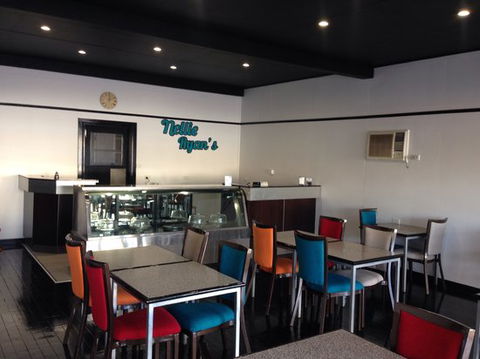 Nellie Ryans Cafe Restaurant - Internet Find 0
