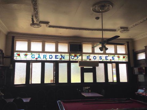 Garden Of Roses Cafe - Internet Find 0