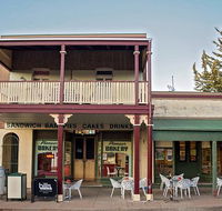Molong Bakery cafe - Internet Find