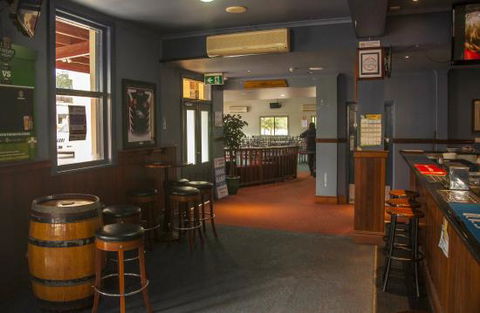 Royal Hotel Restaurant - Internet Find 0