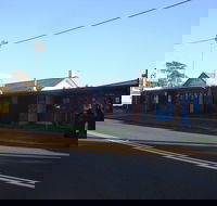Greenwell Point Hotel - The Bistro and Pizza Bar - Internet Find