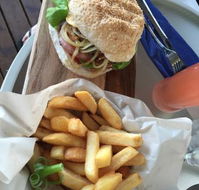Lake Vue Cafe - Internet Find