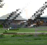 Caldermeade Farm Cafe - Internet Find