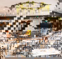 The Woodcroft Hotel - Internet Find