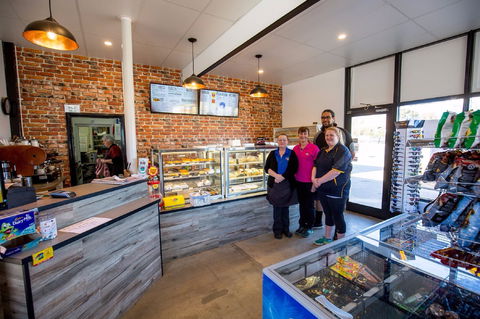 South West Cafe Grenfell - Internet Find 0