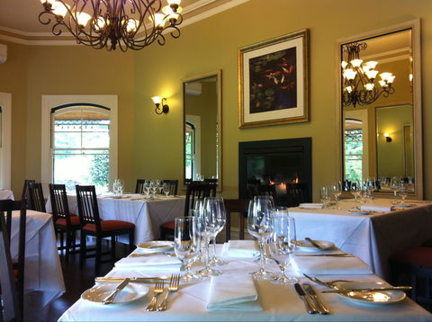 Woodman Estate's Restaurant - Internet Find 0