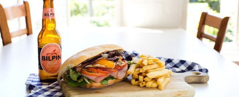 Barracks Bar - Crowne Plaza Hawkesbury Valley - Internet Find 0