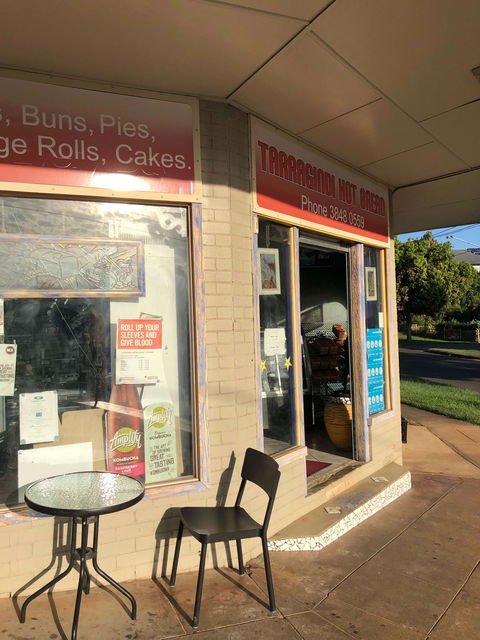 Tarragindi Hot Bread - Internet Find 0