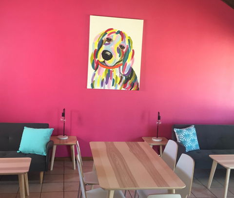 The Fat Beagle Coffee Shop - Internet Find 0