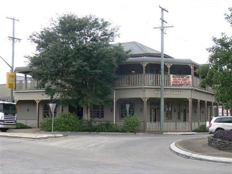 The Hotel Cecil - Internet Find 1